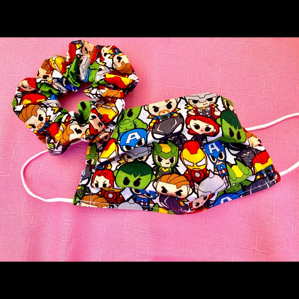 Marvel Mask and Scrunchie Set